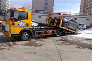 宣汉救援拖车费用怎么算